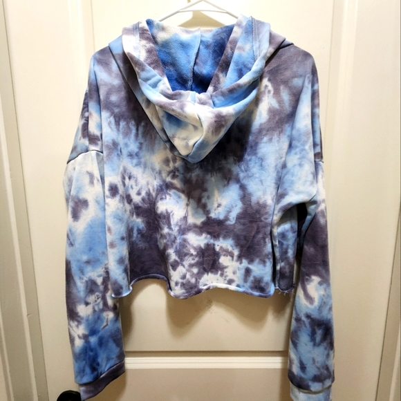 Tie dye cropped hoodie - Picture 2 of 3